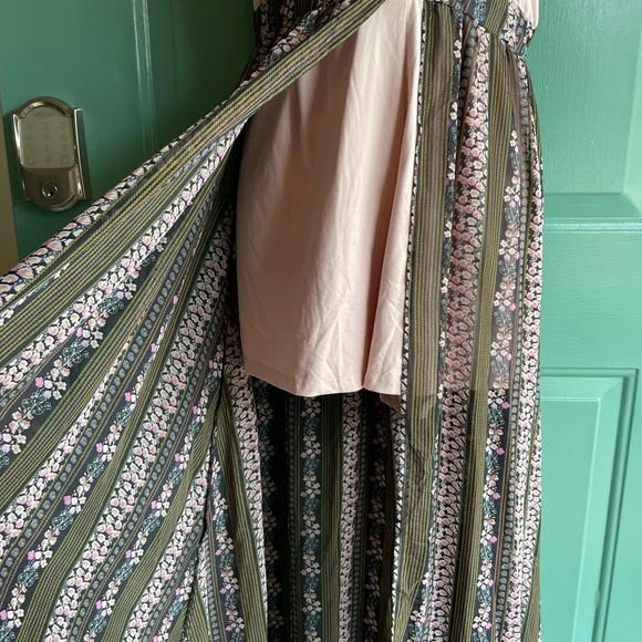 Lovely Romper / Dress Combo XL Love @ First Sight - Picture 3 of 9